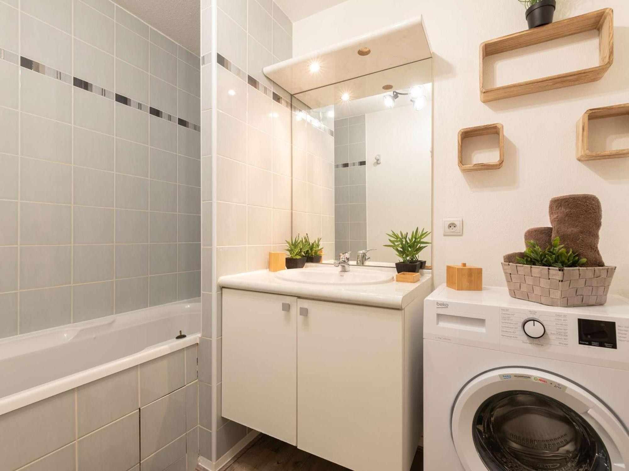 Appartement 6 Pers, Centre St-Lary, 2 Ch + Cabine, Garage, Balcon, Et Ascenseur - Fr-1-296-361 Saint-Lary-Soulan Eksteriør billede